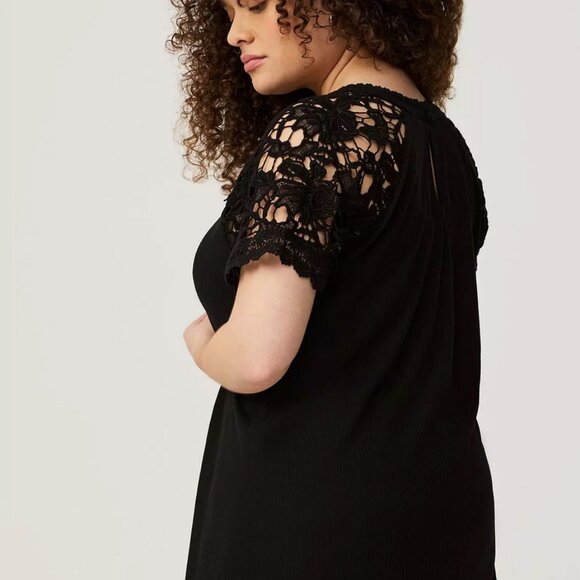 Torrid - Crochet Sleeved Raglan Black Top, Size 1 (XL/14/16) - Picture 3 of 6